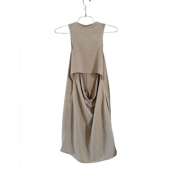 Lululemon Back Vent Tank Dress in Trench 10 - Picture 4 of 5